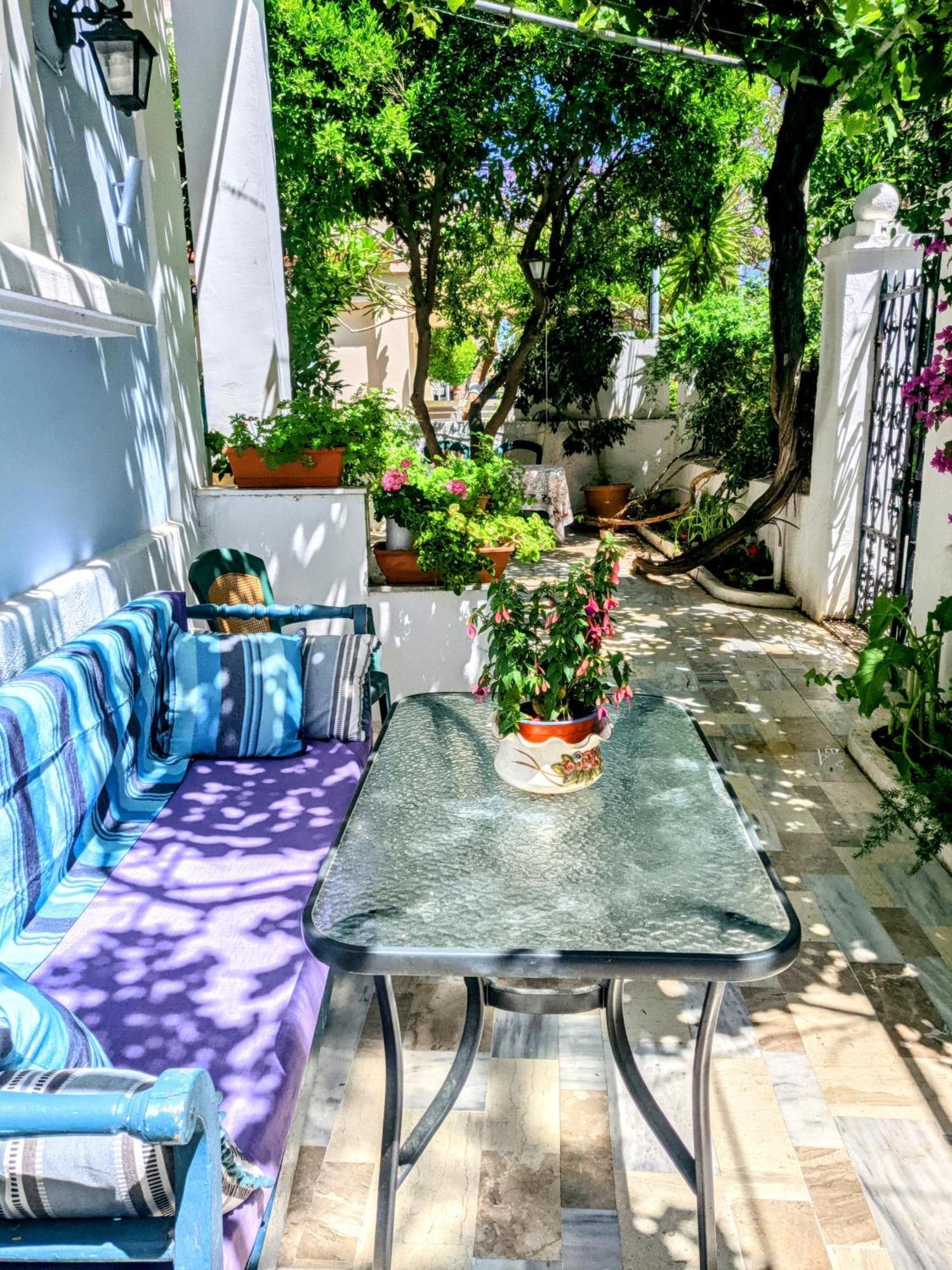 House With Garden In City Of Rhodes Rhodes City ภายนอก รูปภาพ